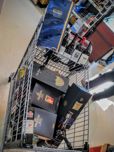 Wine Store «Wine Library», reviews and photos, 586 Morris Ave, Springfield Township, NJ 07081, USA