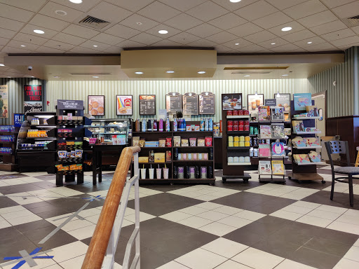 Book Store «Barnes & Noble», reviews and photos, 270 Buckland Hills Dr #1024, Manchester, CT 06040, USA