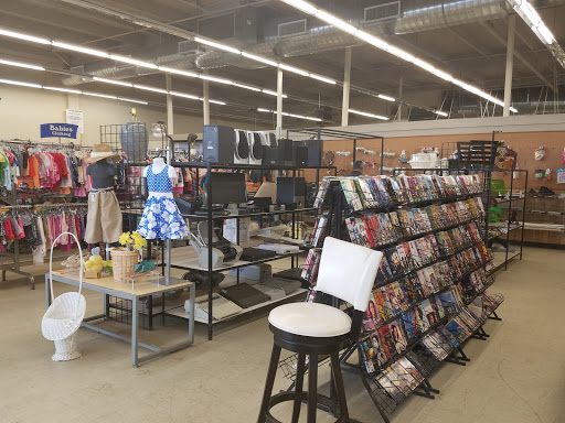 Thrift Store «Thrift Town», reviews and photos, 410 El Camino Ave, Sacramento, CA 95815, USA