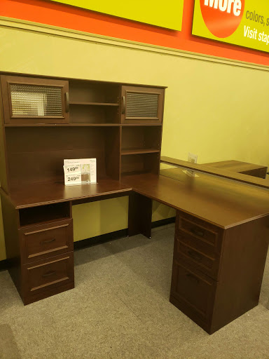 Office Supply Store «Staples», reviews and photos, 43313 Woodward Ave, Bloomfield Hills, MI 48302, USA