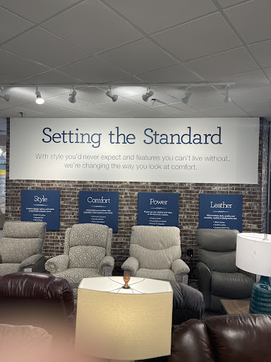 Furniture Store «La-Z-Boy Furniture Galleries», reviews and photos, 9605 Kingston Pike, Knoxville, TN 37922, USA