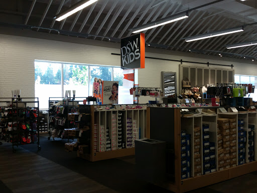 Shoe Store «DSW Designer Shoe Warehouse», reviews and photos, 2316 Monument Blvd, Pleasant Hill, CA 94523, USA