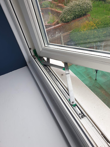Crystal Clear Upvc Locksmith Colchester - Colchester