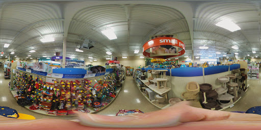 Pet Supply Store «PetSmart», reviews and photos, 1203 N Landing Way, Renton, WA 98057, USA