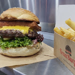 Photo n°6 de l'avis de erkan.l fait le 04/01/2021 à 13:25 sur le  Paulsborn castle at the forest lake Grunewald à Berlin