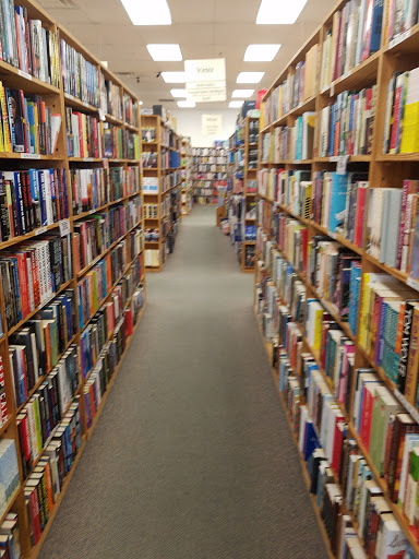 Book Store «Half Price Books», reviews and photos, 8211 Arbor Square Dr, Mason, OH 45040, USA