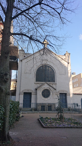 Katolsk Apostolsk Kirke - Kirke