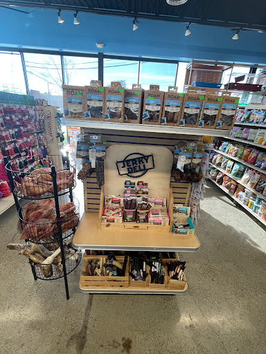 Pet Supply Store «Pet Express», reviews and photos, 180 Commercial St, Lynn, MA 01905, USA