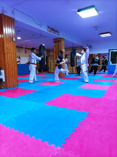 Kim Tae Guk Gimnasio Caceres en Cáceres‎, Cáceres‎