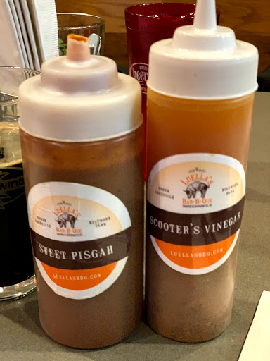 Barbecue Restaurant «Luella’s Bar-B-Que - North Asheville», reviews and photos, 501 Merrimon Ave, Asheville, NC 28804, USA