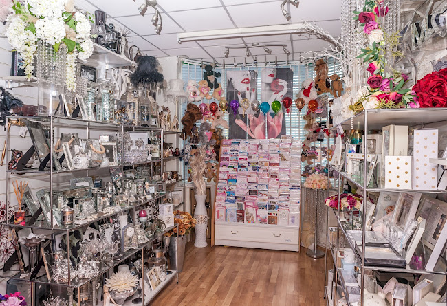 Reviews of Serendipity in Hull - Shop