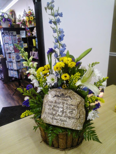 Florist «Floral Charisma», reviews and photos, 109 N Washington St, DeRidder, LA 70634, USA