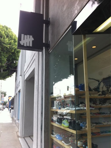 Shoe Store «Undefeated Santa Monica», reviews and photos, 2654 Main St # B, Santa Monica, CA 90405, USA