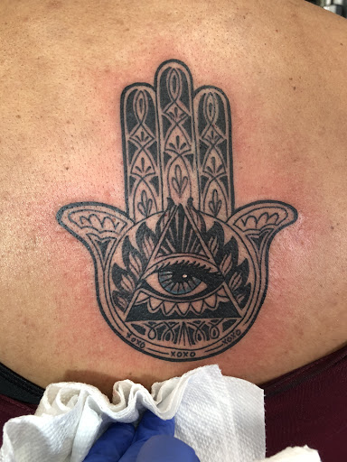 Tattoo Shop «Unbreakable Tattoo Studio», reviews and photos, 615 E Lohman Ave, Las Cruces, NM 88001, USA