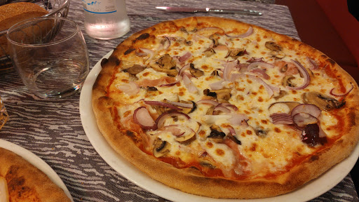 Ristorante Bar Pizzeria Sarathei in Farra dAlpago, Provincia di Belluno