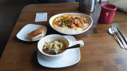 Family Restaurant «Colonial Cafe - St Charles East», reviews and photos, 1625 E Main St, St Charles, IL 60174, USA