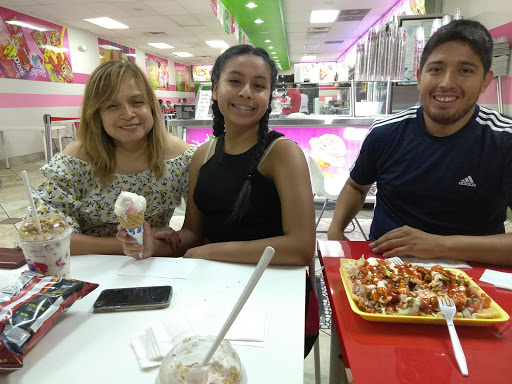 Ice Cream Shop «La Michoacana», reviews and photos, 559 N McLean Blvd, Elgin, IL 60123, USA
