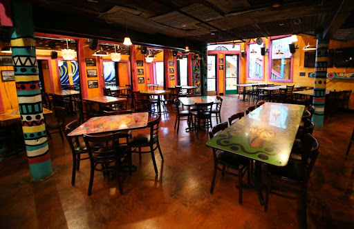 Restaurant «Fudpuckers Beachside Bar & Grill», reviews and photos, 20001 Emerald Coast Pkwy, Destin, FL 32541, USA