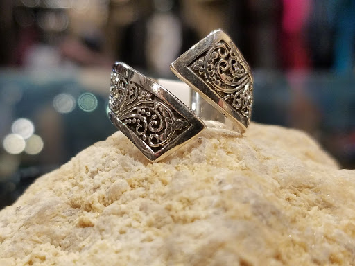 Boutique «Club Tiki Boutique», reviews and photos, 220 Division St S, Northfield, MN 55057, USA