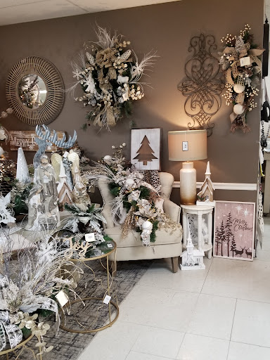 Home Goods Store «Trees n Trends - Bowling Green, KY», reviews and photos, 1555 Campbell Ln, Bowling Green, KY 42104, USA