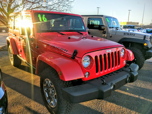 Car Dealer «Midway Chrysler Dodge Jeep Ram», reviews and photos, 219 2nd Ave E, Kearney, NE 68847, USA
