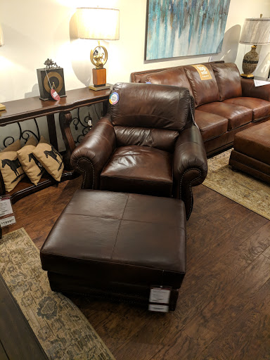 Furniture Store «Levin Furniture», reviews and photos, 16960 Sprague Rd, Middleburg Heights, OH 44130, USA