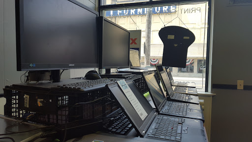 Computer Repair Service «Area PC Pro - New Albany | Computer Repair + Sales + Service», reviews and photos, 640 State St Suite 1, New Albany, IN 47150, USA