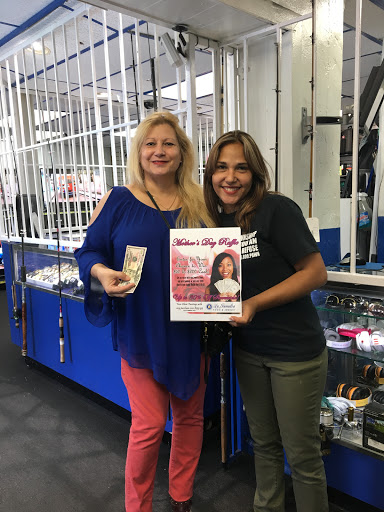 Pawn Shop «La Familia Pawn and Jewelry», reviews and photos, 1823 NW 79th St, Miami, FL 33147, USA