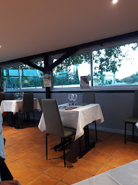Atmosphère du Restaurant français Restaurant La Gravière à Pernes-les-Fontaines - n°15