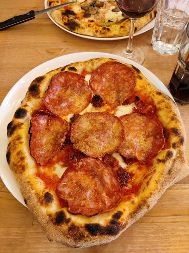 Reviews of Maurizio's Italian Pizzeria Ristorante Cafe in Leicester - Restaurant