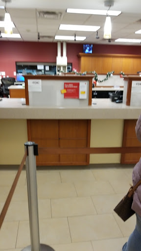 Bank «Wells Fargo Bank», reviews and photos