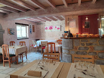 Atmosphère du Restaurant français Auberge des Roses à Monein - n°13