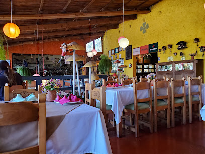 Restaurant El Duende - Carretera Pachuca-Huejutla desviación Huasca km 6, 43500 La Loma, Hgo., Mexico