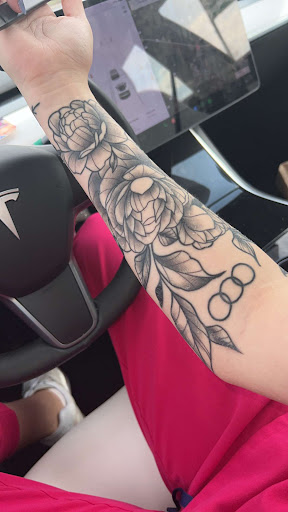 Explore small hawaiian tattoo ideas, creative tattoo ideas in Valdosta, available at Hollywood Twisted Needles