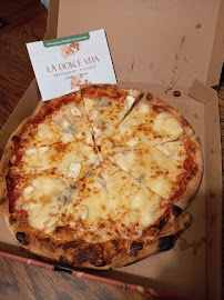 Plats et boissons du Pizzeria Pizza - Restaurant Dolce Vita à Le Châtelet-en-Brie - n°2