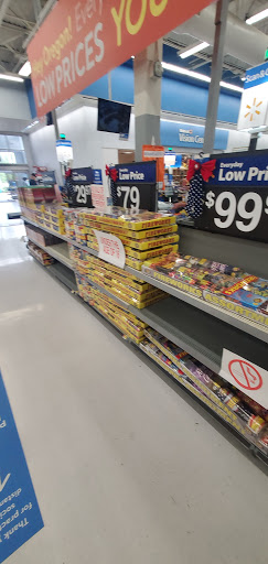 Shopping Mall «Eastport Plaza Shopping Center», reviews and photos, 4000 SE 82nd Ave, Portland, OR 97266, USA