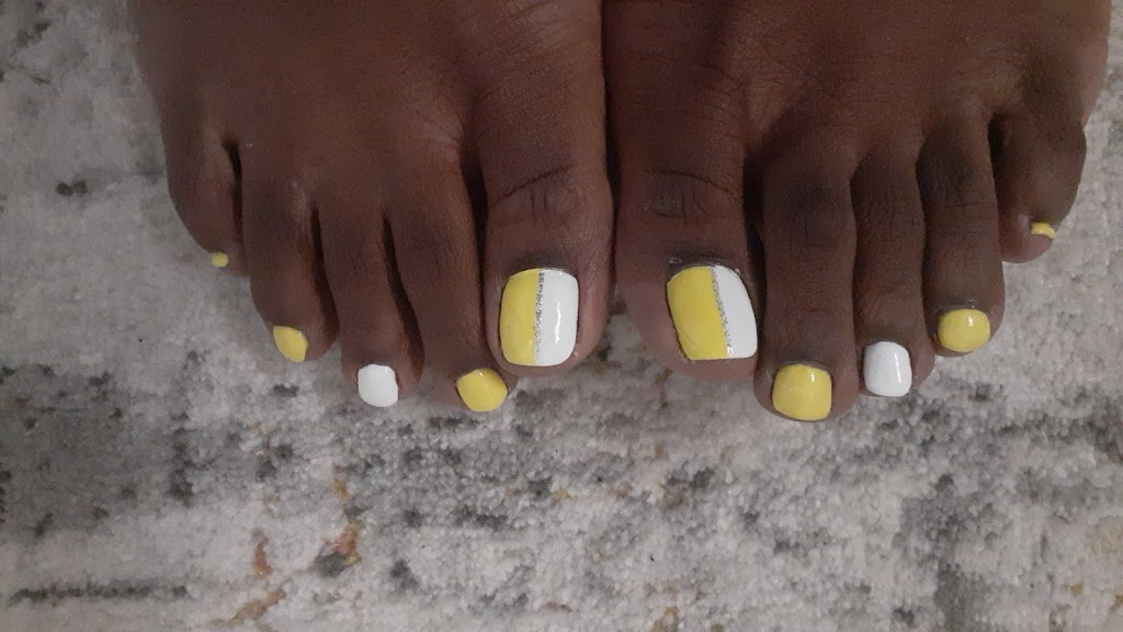 Natural Nails 30213
