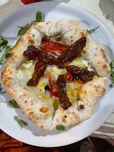 Pizzeria Sutta A Nuci Via Martiri D'Ungheria, 87010 Lattarico CS, Italia