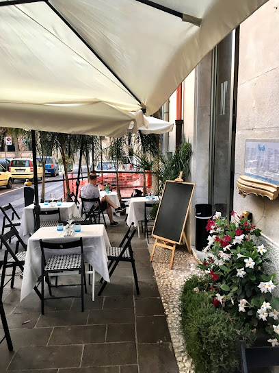 Macallè Sicilian Bistrot | Ristorante in Ortigia  - Via dei Santi Coronati, 42, 96100 Siracusa SR, Italy