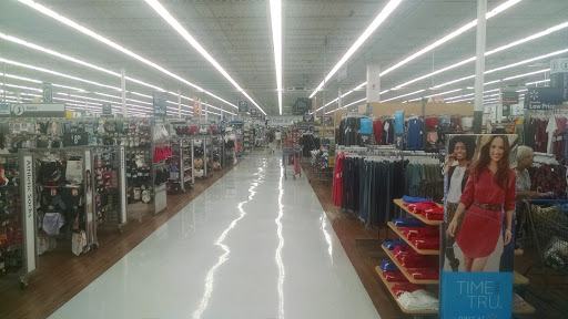 Discount Store «Walmart», reviews and photos, 900 Boston Post Rd, Guilford, CT 06437, USA