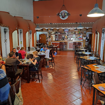 Restaurante Las Extremañas - C. Benito Toresano, 10, 06800 Mérida, Badajoz, Spain