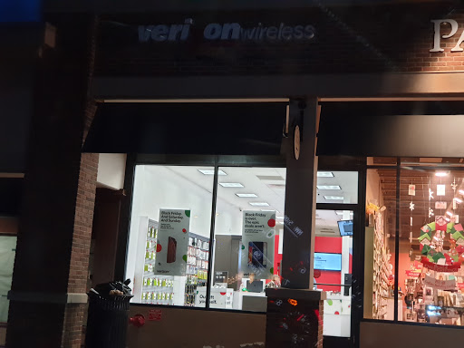 Eastchester Verizon Wireless, 711 White Plains Rd, Scarsdale, NY 10583, USA, 