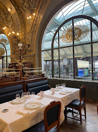 Atmosphère du Restaurant français Le Train Bleu à Paris - n°2