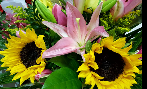 Florist «Family Florist & Gifts», reviews and photos, 1 Old Wolfe Rd, Budd Lake, NJ 07828, USA