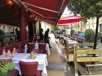 Atmosphère du Restaurant Nouvelle Etoile à Neuilly-sur-Seine - n°1