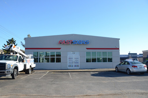 Sign Shop «FASTSIGNS», reviews and photos, 2141 Wilma Rudolph Blvd H, Clarksville, TN 37040, USA