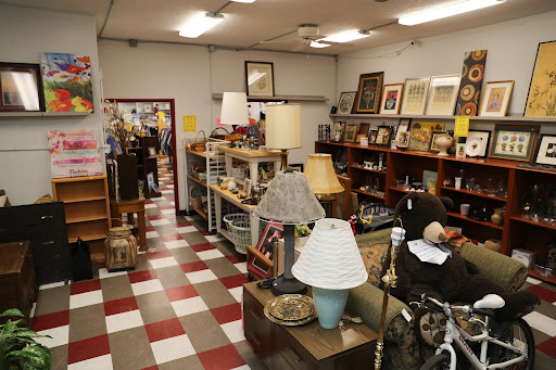 Thrift Store «Lodi House Thrift Store», reviews and photos, 221 W Lodi Ave, Lodi, CA 95240, USA