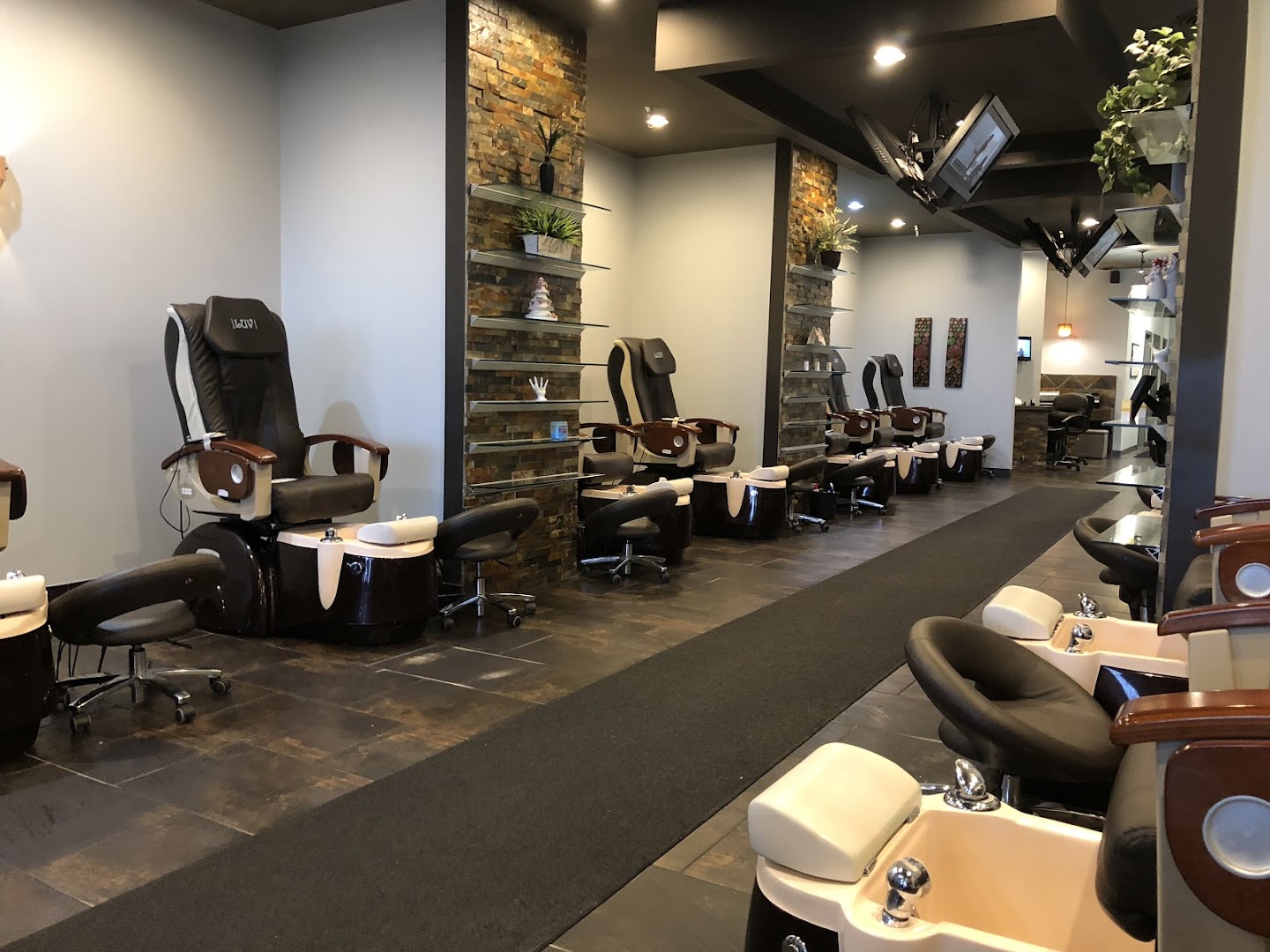 Nailbox Salon & Spa - Shelby Twp, MI