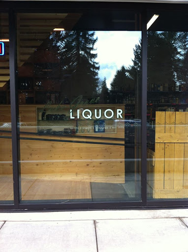 Liquor Store «Lake Grove Liquor», reviews and photos, 16364 Boones Ferry Rd, Lake Oswego, OR 97035, USA