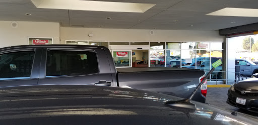 Toyota Dealer «Toyota Of Whittier», reviews and photos, 14577 Whittier Blvd, Whittier, CA 90605, USA